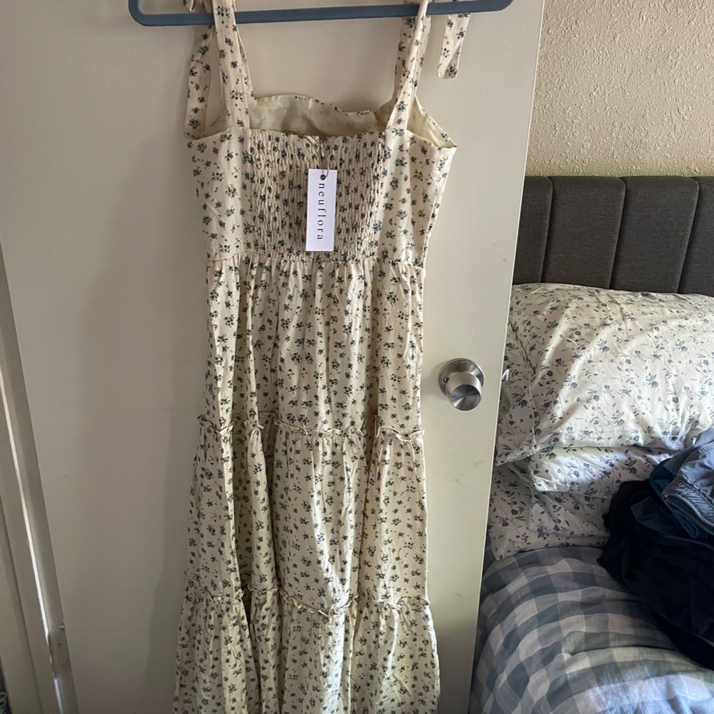Neuflora Henrietta Dress - Picture 7 of 7